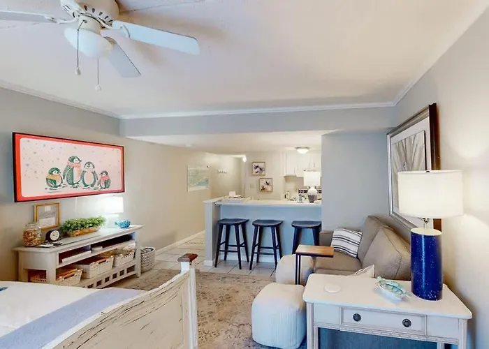 Beachfront Complex Sugar Sleeps 4