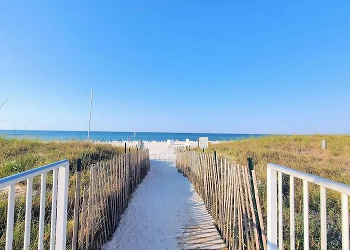 Holiday home Beachfront Complex Sugar Sleeps 4 *