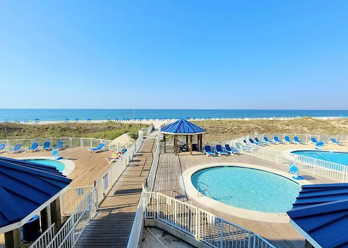 Beachfront Complex Sugar Sleeps 4 Holiday home *
